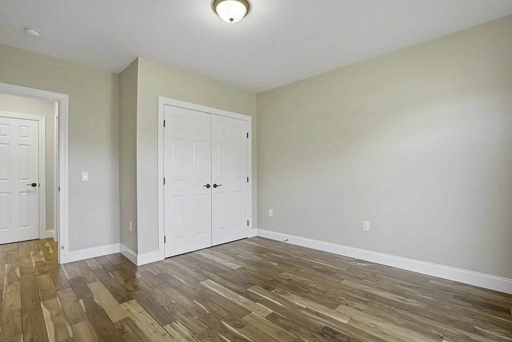 Photo of 11 Fairway Dr