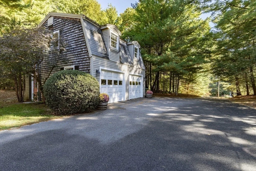 Photo of 1115 Forest St