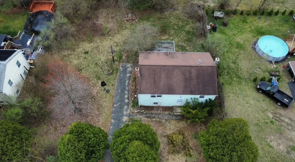 Photo of 16 Sandrah Dr
