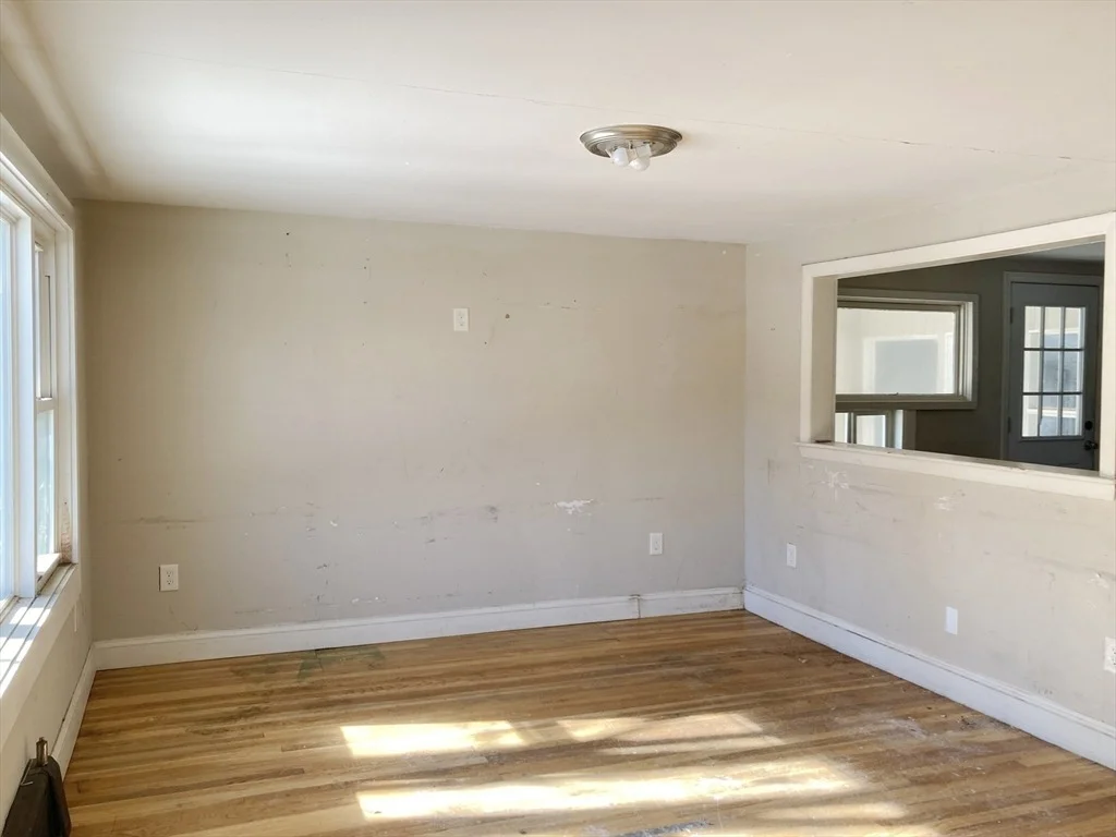 Photo of 84 Studley Avenue