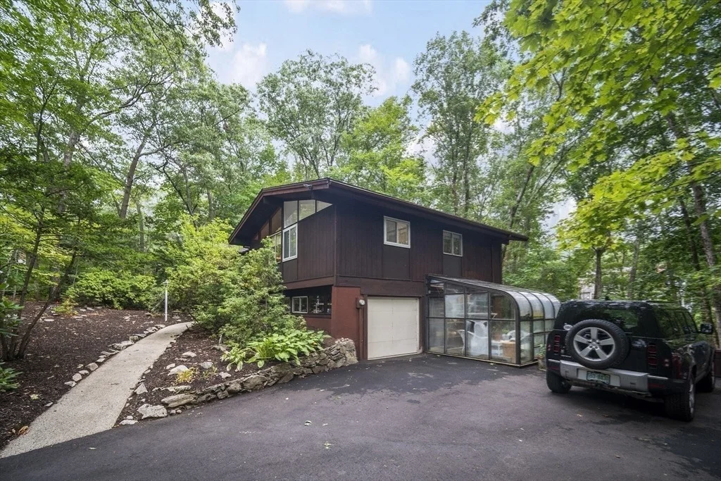 Photo of 39 Indian Ridge Road