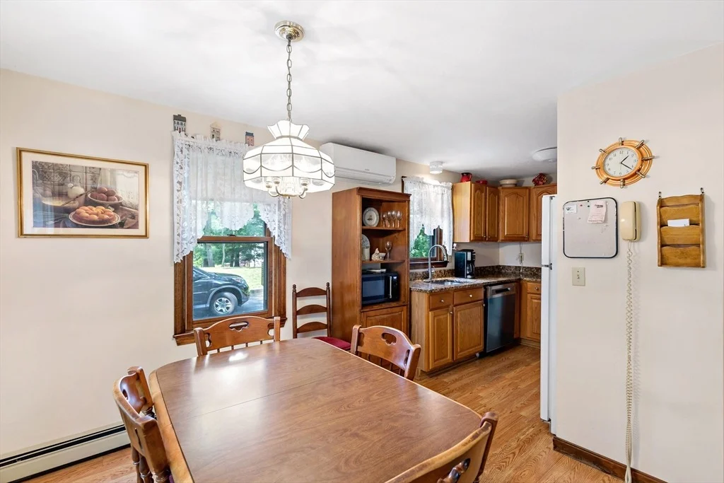 Photo of 28 Cranberry Ave