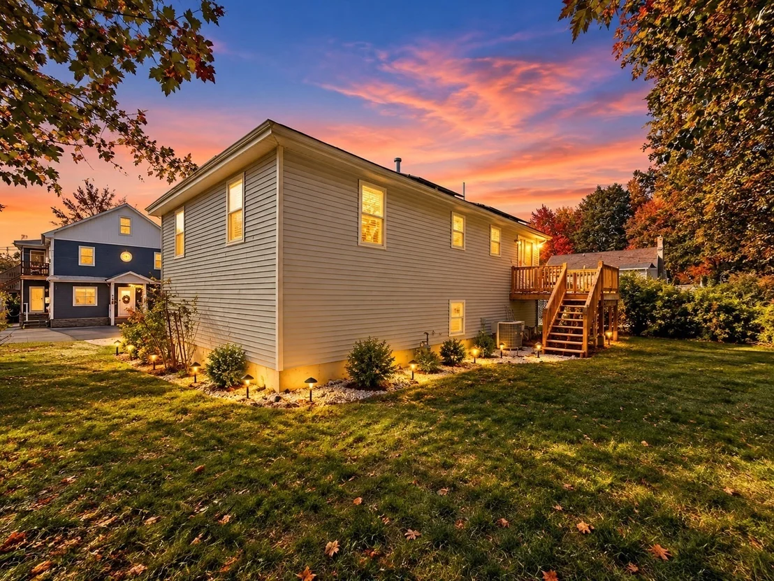 Photo of 23 Iona Ave