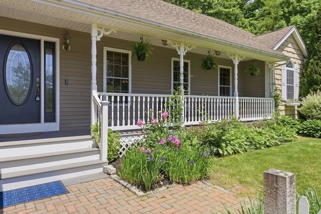 Photo of 493 Hubbardston Rd