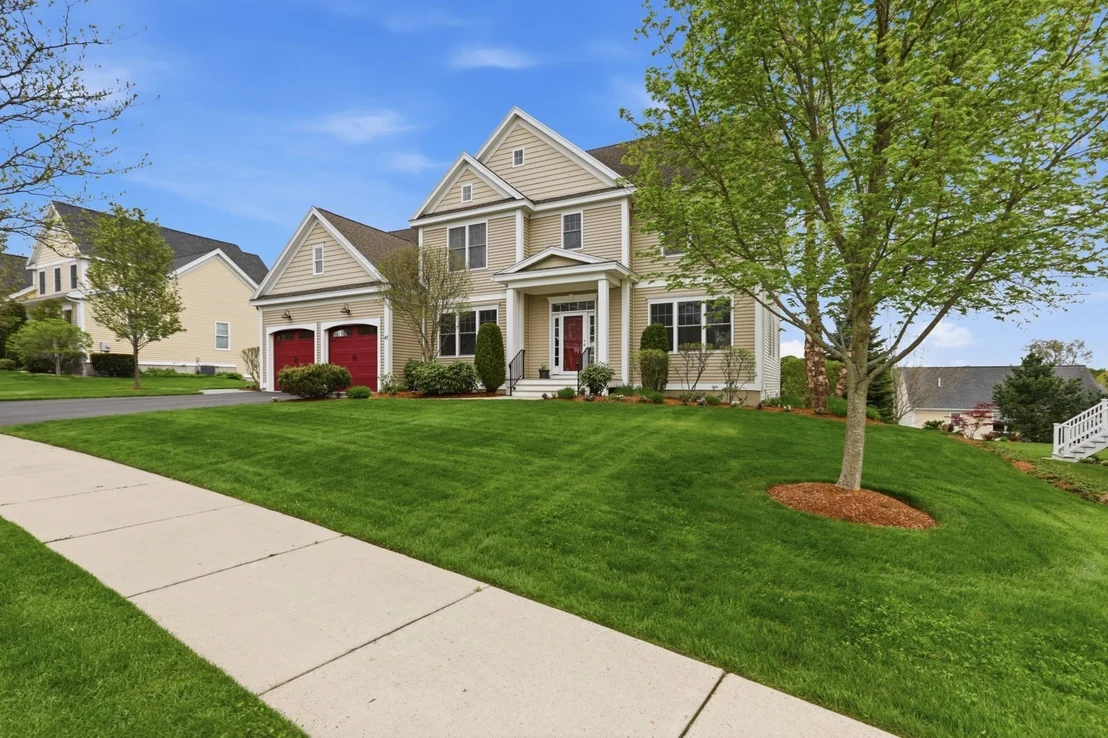 Photo of 47 Winship Dr
