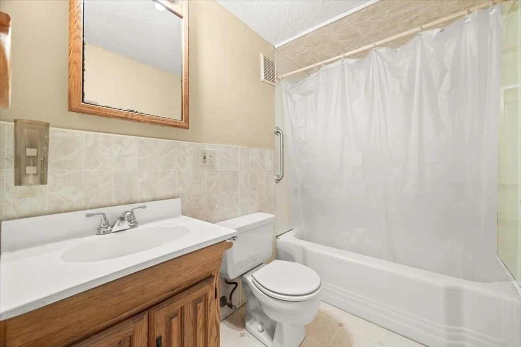 Photo of 7 Cedar Cir