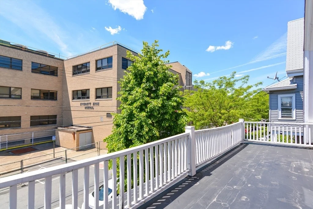 Photo of 25 Maple Ave.