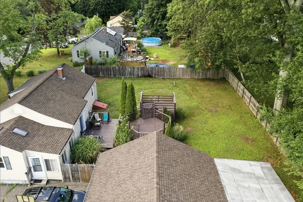 Photo of 35 Juniper Dr