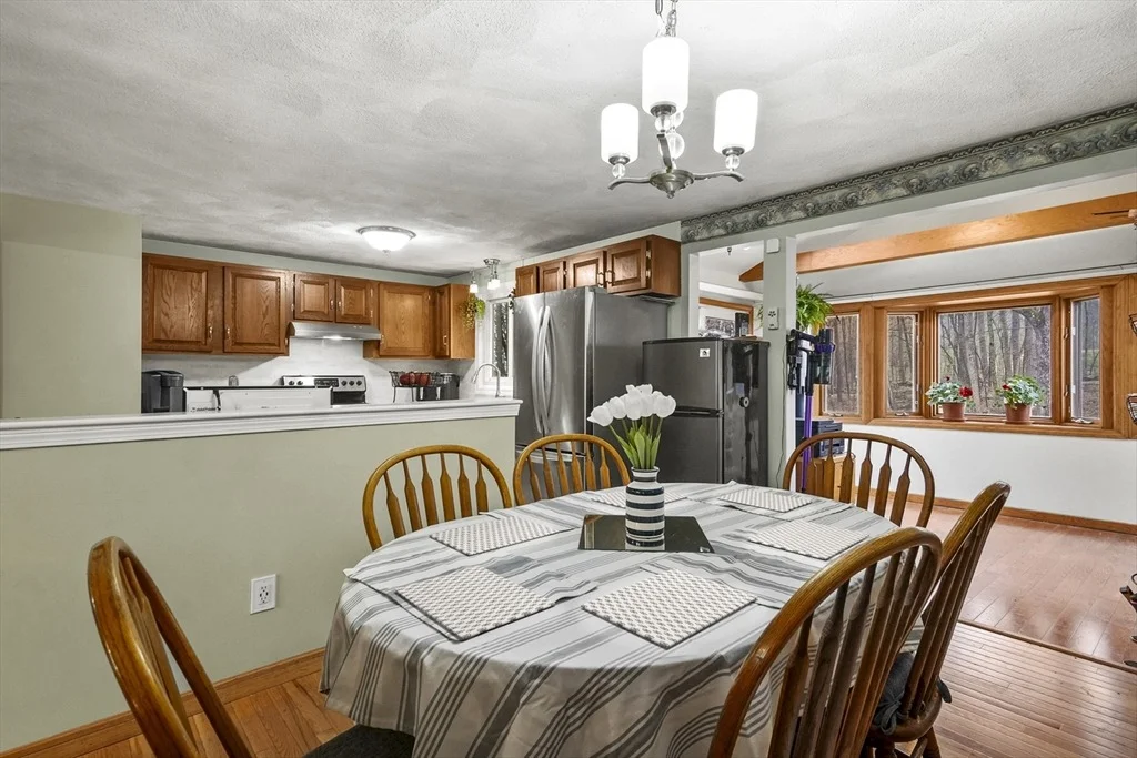 Photo of 33 Frost Road