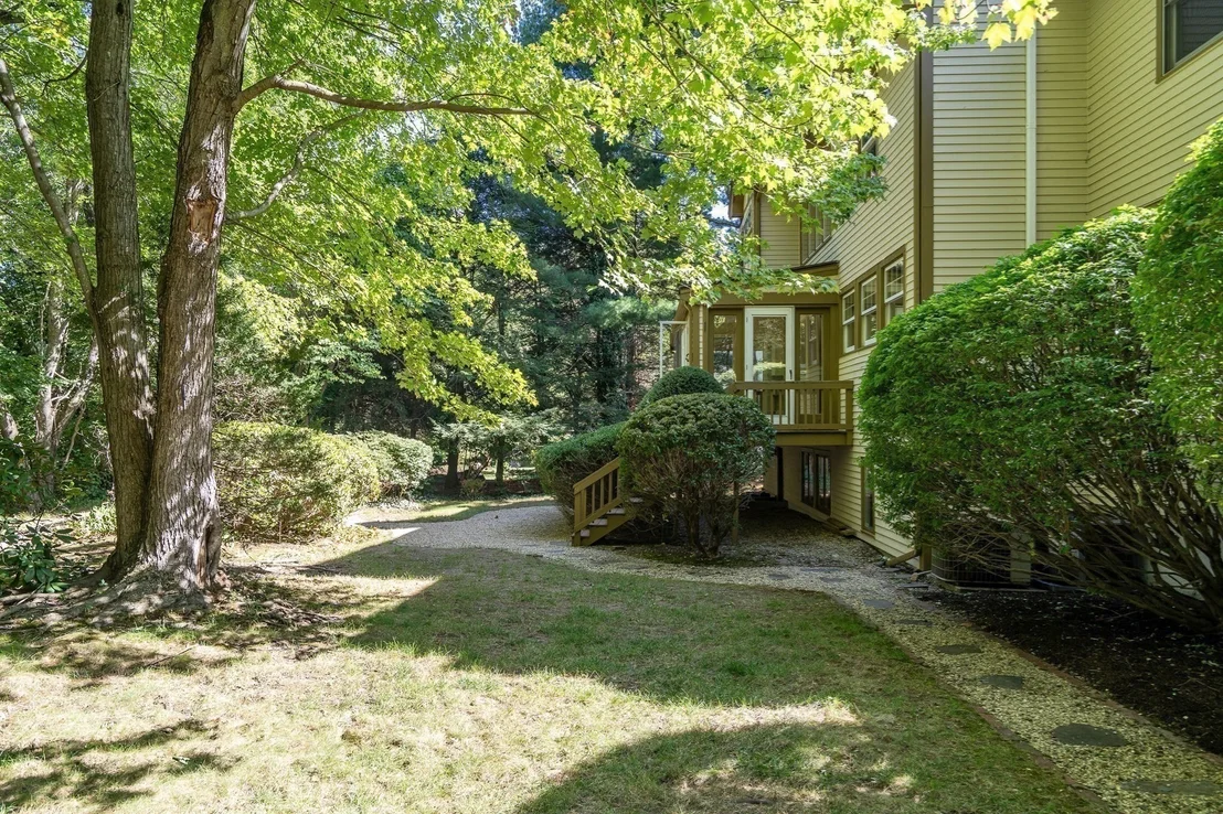 Photo of 9 Solomon Pierce Rd