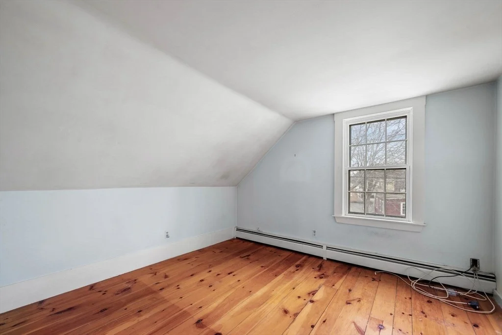 Photo of 54 Rowland St