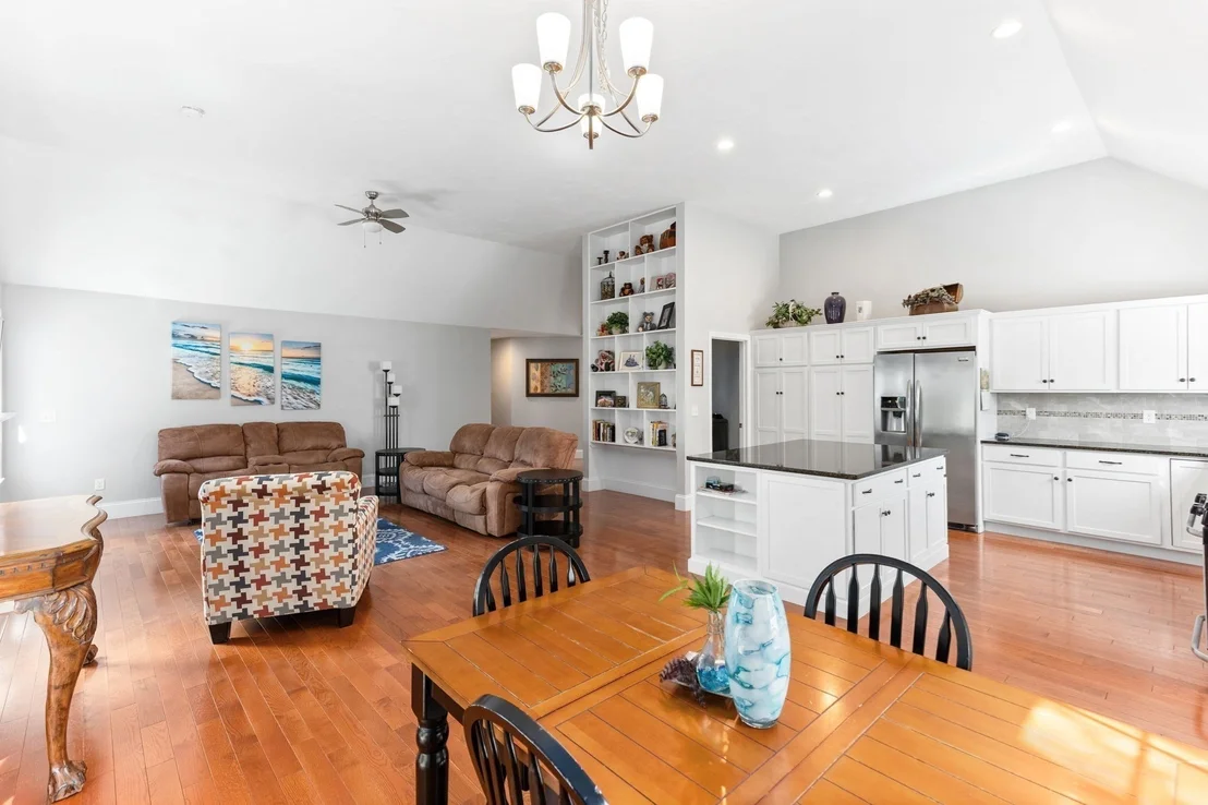 Photo of 12 Waterford Circle