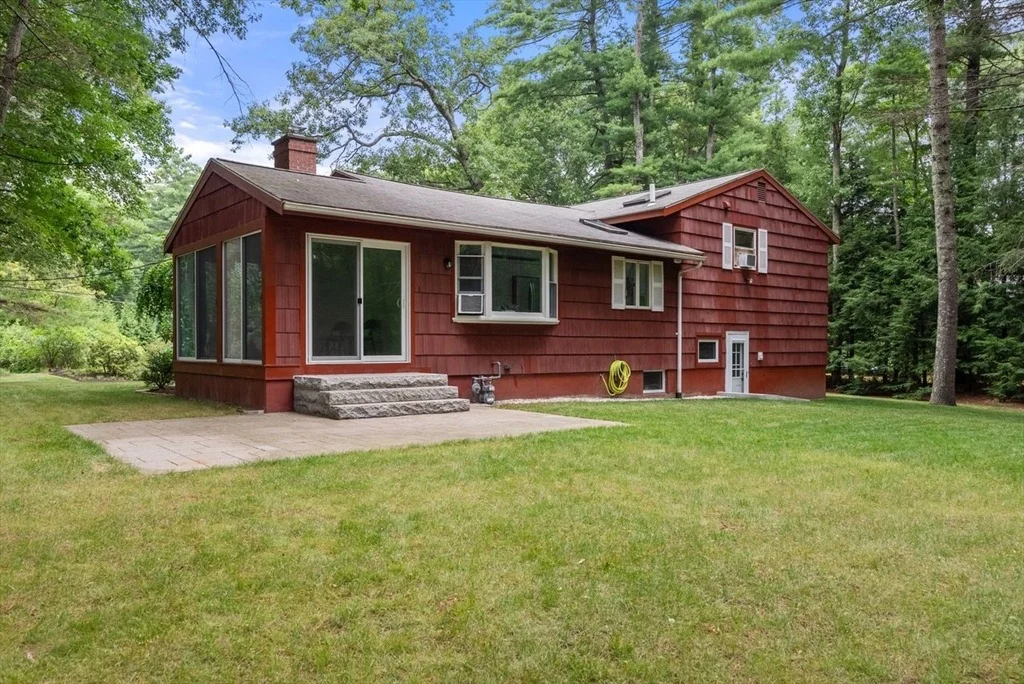 Photo of 25 Meadowbrook Road