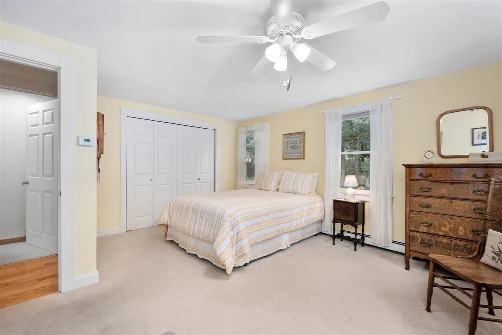 Photo of 154 Whittier Dr