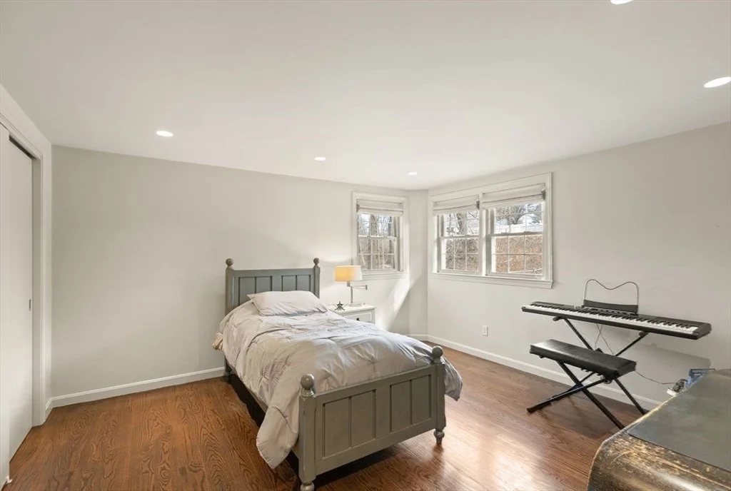 Photo of 76 Walnut St