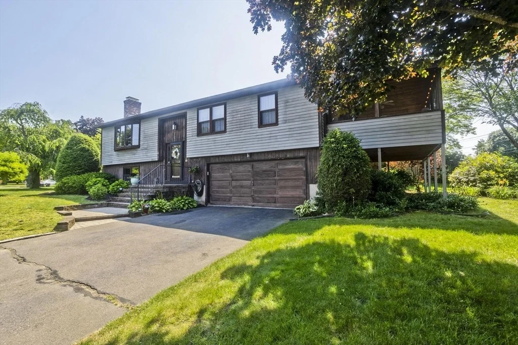 Photo of 9 Dowds Ln