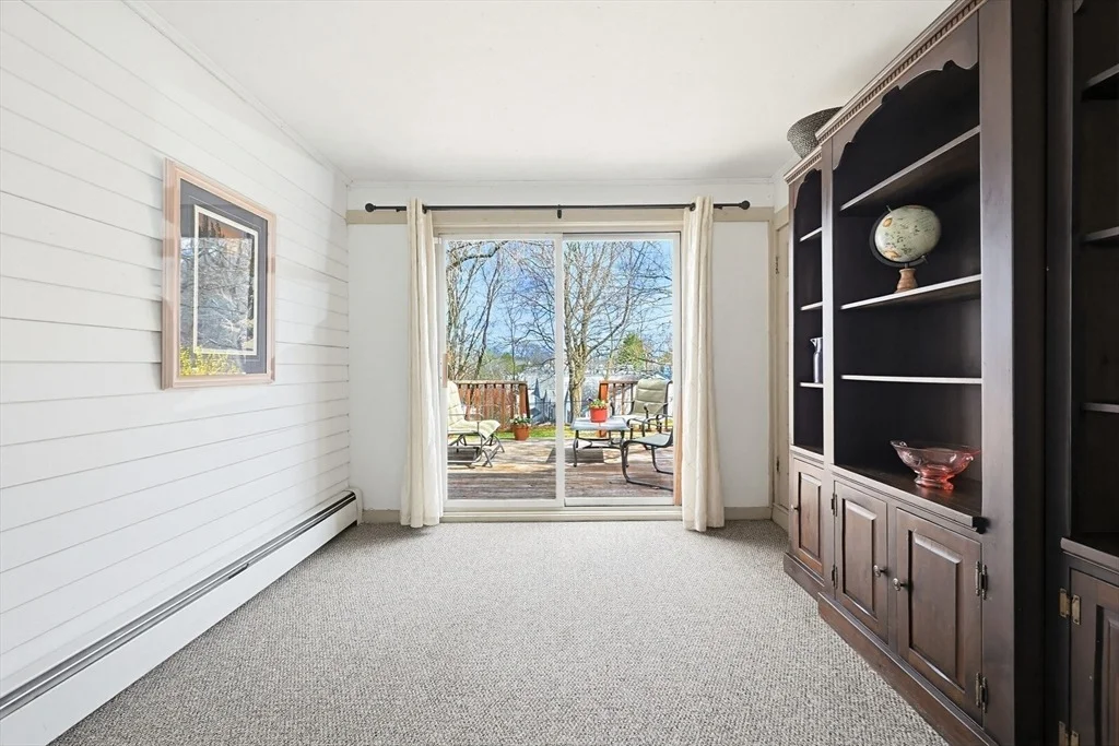 Photo of 76 Curtis Ave