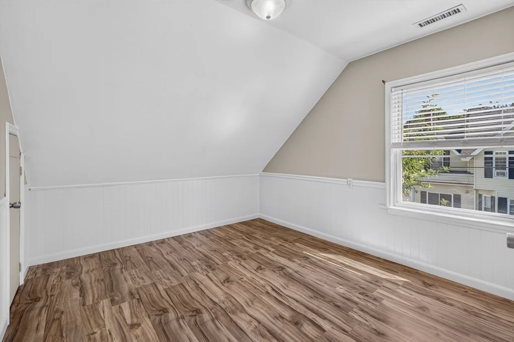 Photo of 103 B Street