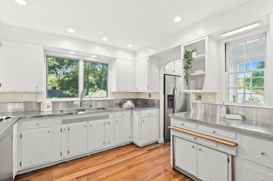 Photo of 70 Kensington Park