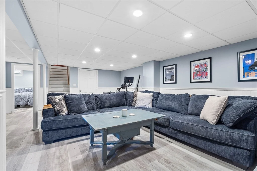 Photo of 37 Angelo St