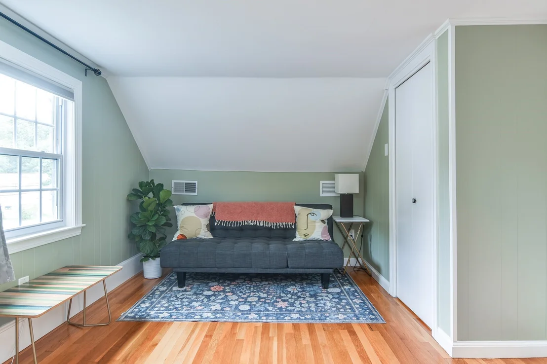 Photo of 70 Lockland Ave