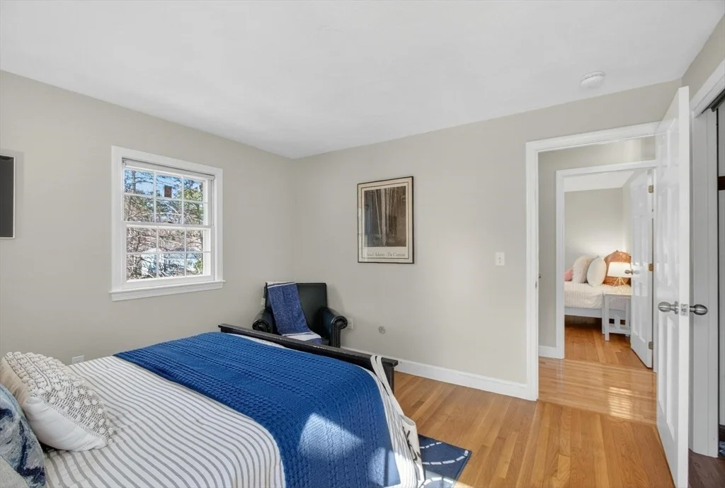 Photo of 18 Bromfield Rd