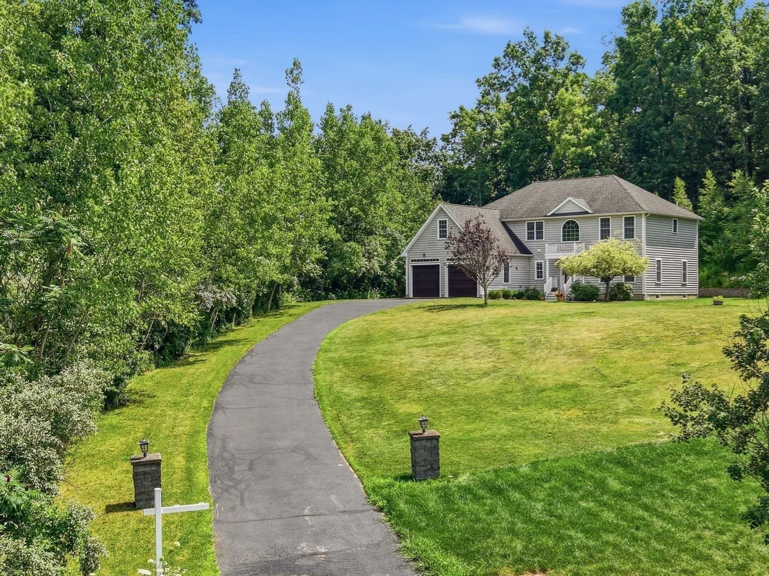 Photo of 9 Brandywine Lane