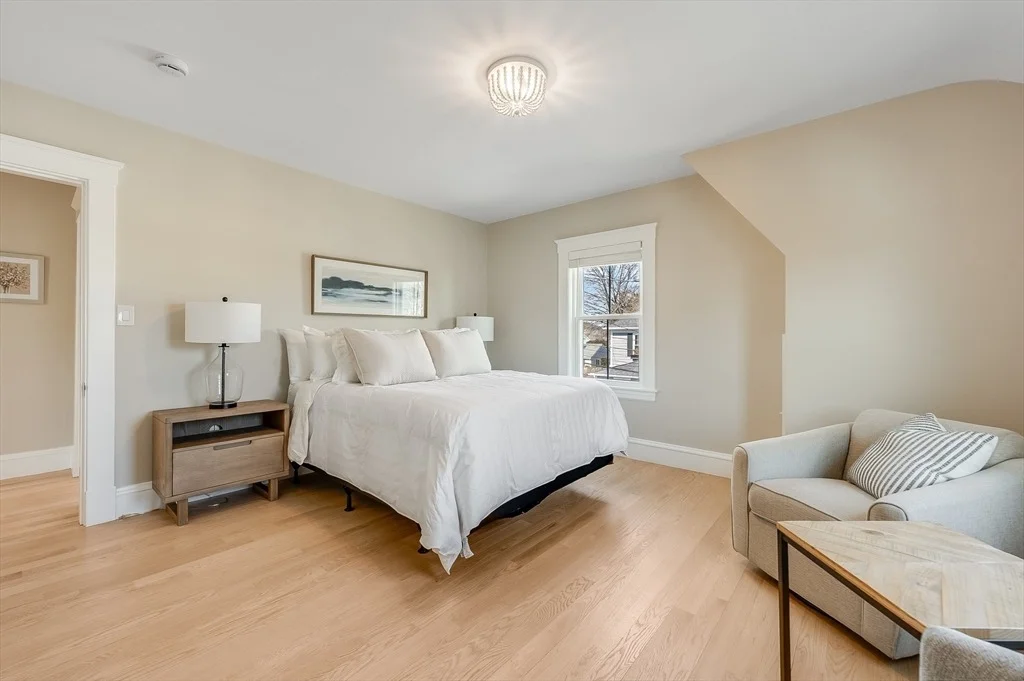 Photo of 8 Riverside Ave