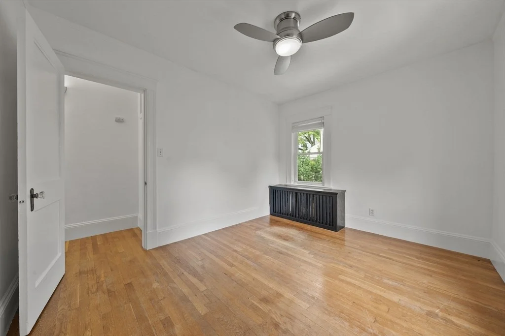 Photo of 25 Maple Ave.