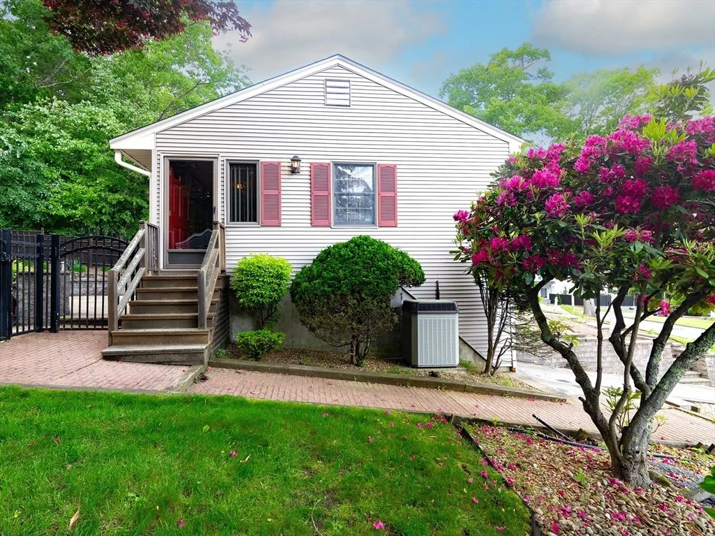 Photo of 58 Cedar Hill Rd