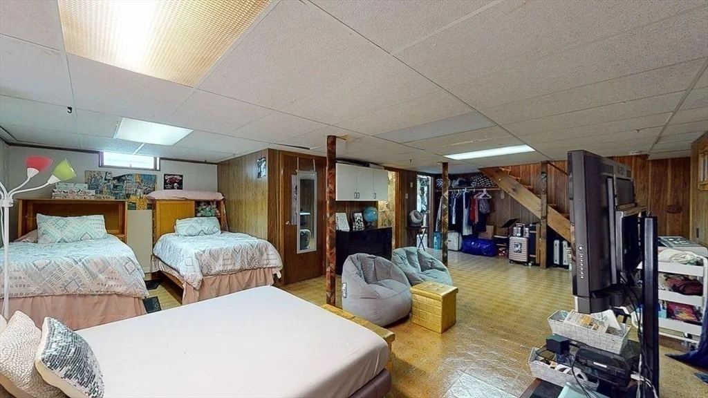 Photo of 10 Pine Tree Lane