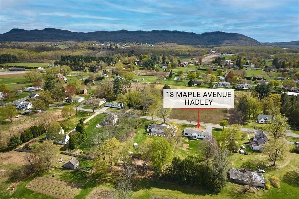 Photo of 18 Maple Ave