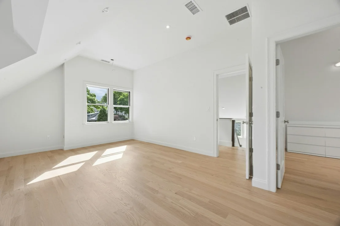 Photo of 34 Addison St