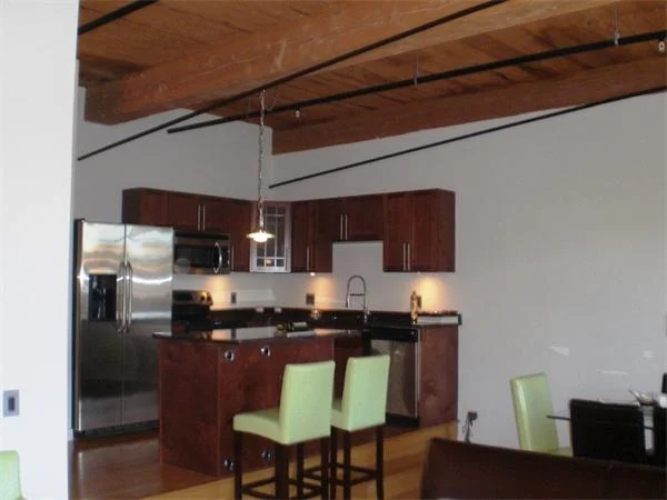 Photo of Unit CPH8 at 1511 Main Street