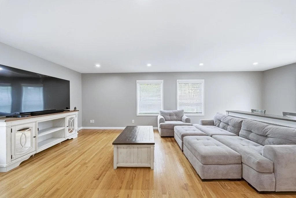 Photo of 89 Webster St