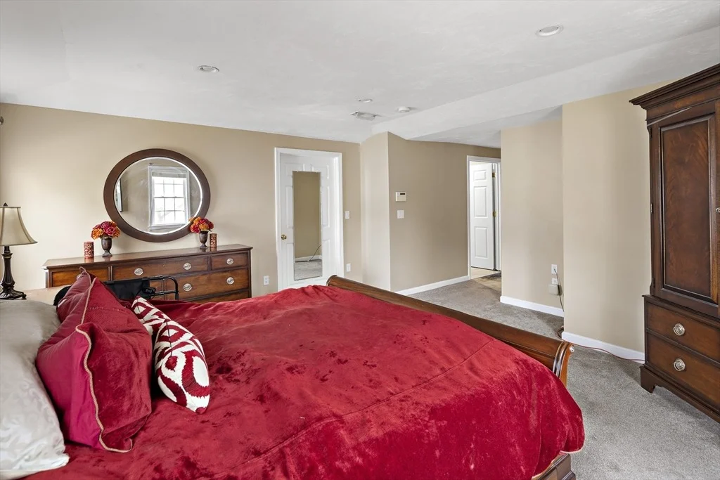 Photo of 40 Brewster Dr