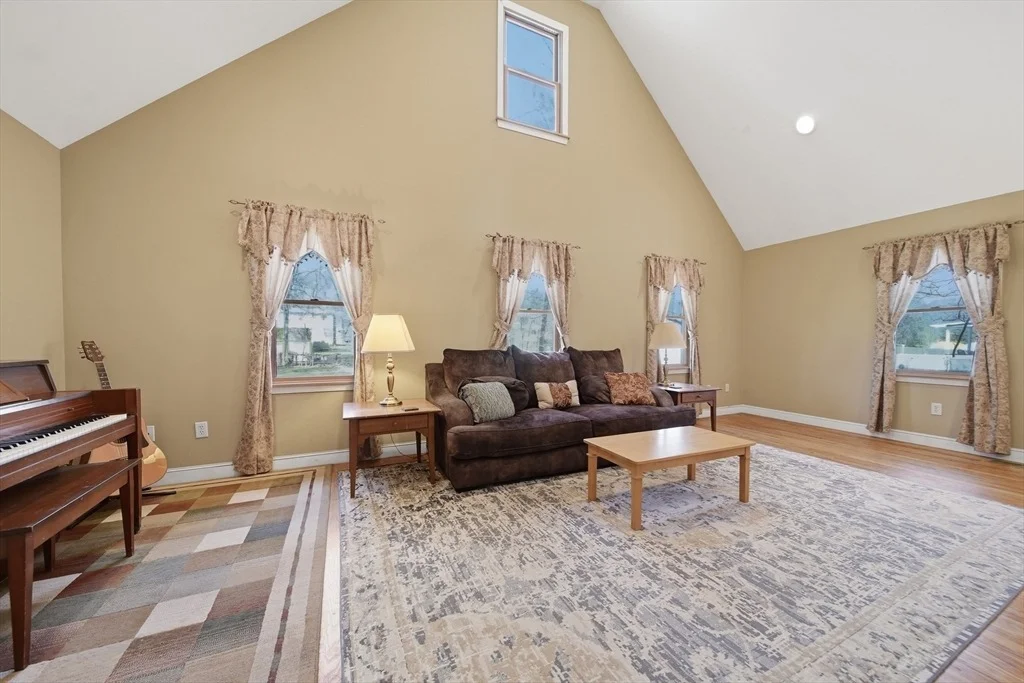 Photo of 19 Peter Rd