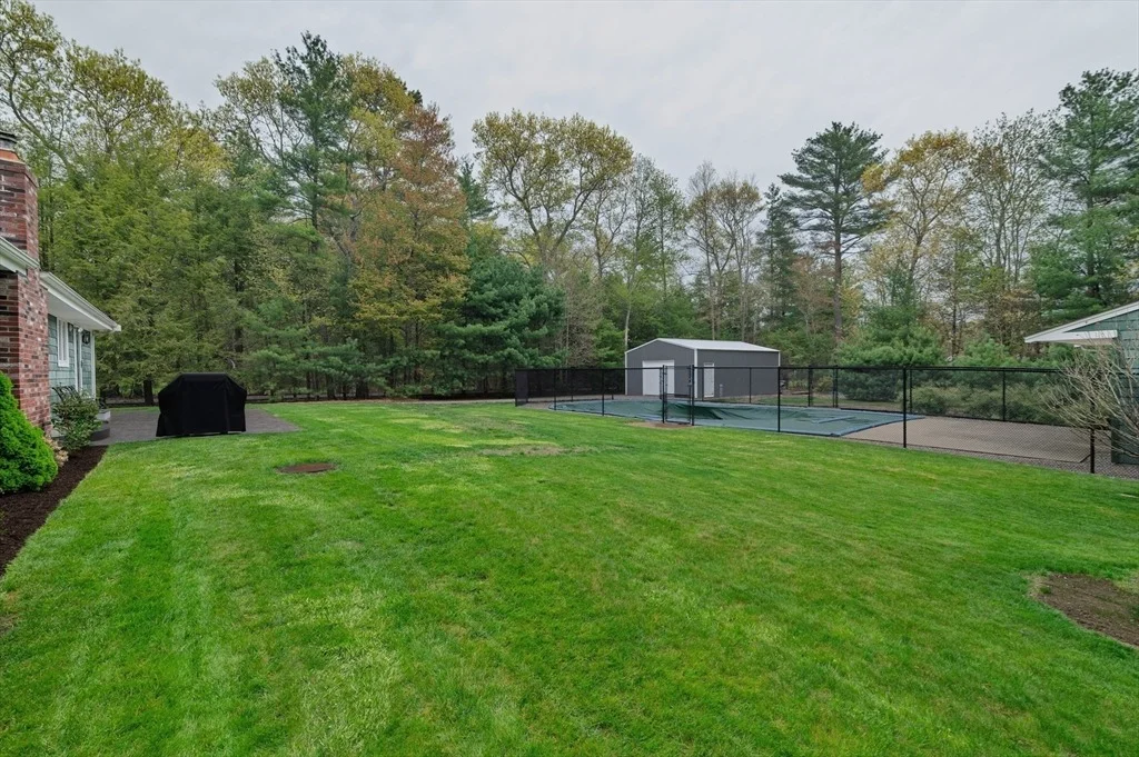 Photo of 864 Locust St