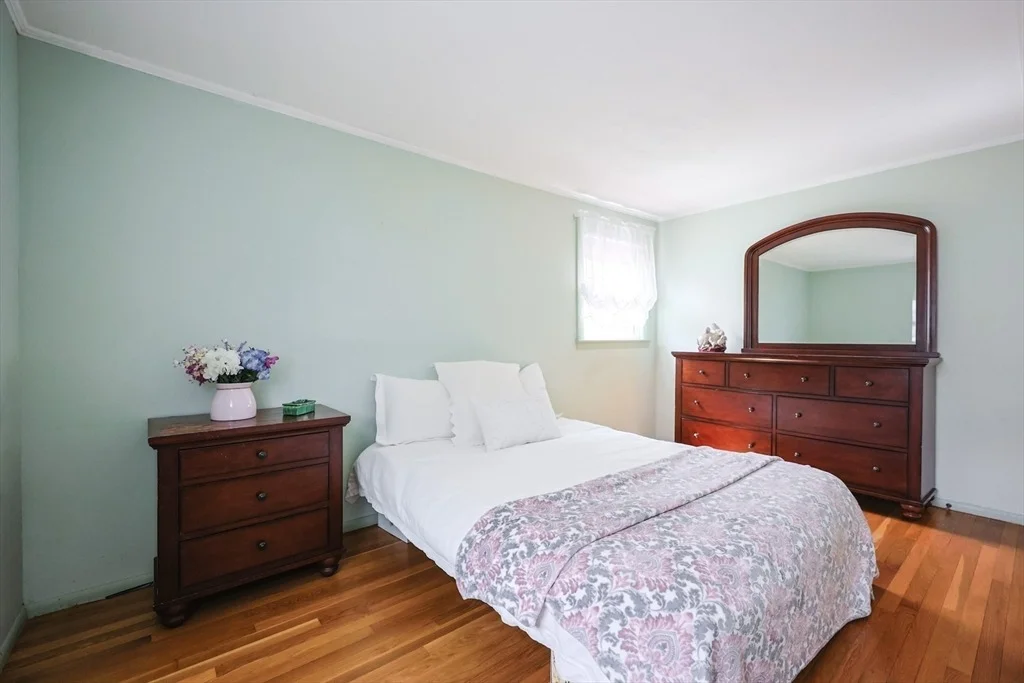 Photo of 5 Ronna Rd