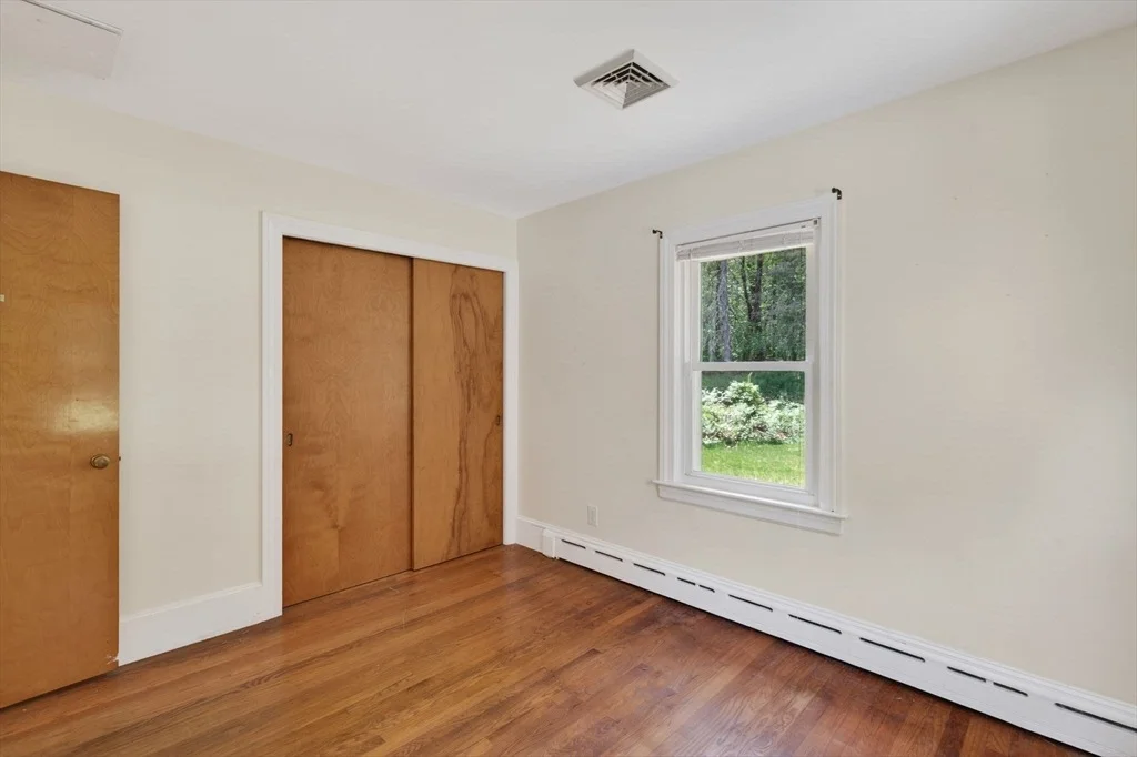 Photo of 61 Harvard Rd
