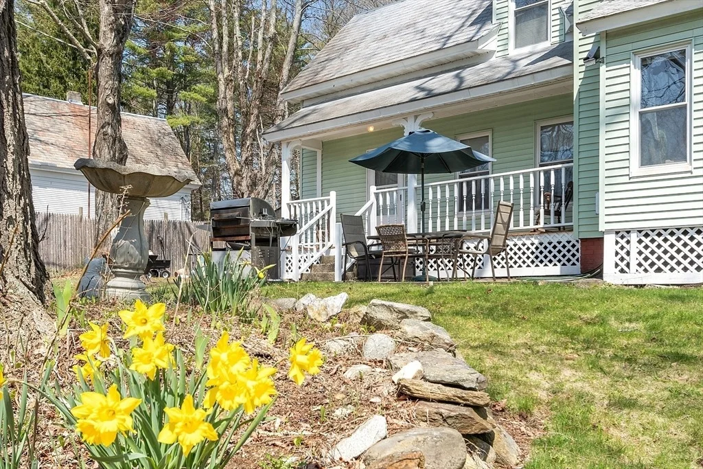 Photo of 141 Mechanic St