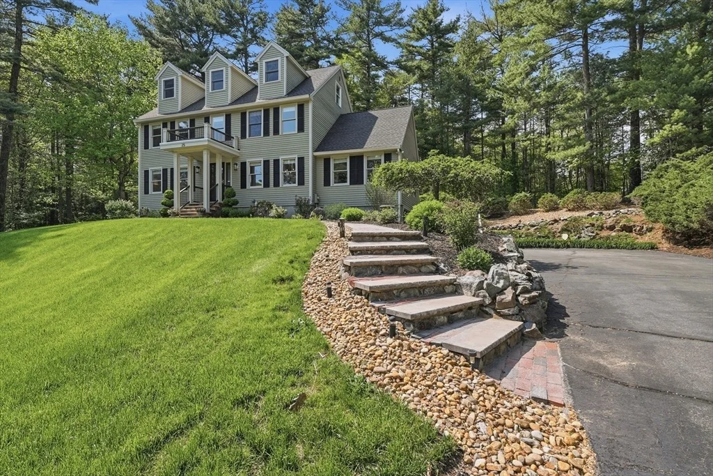 Photo of 25 Christa Drive