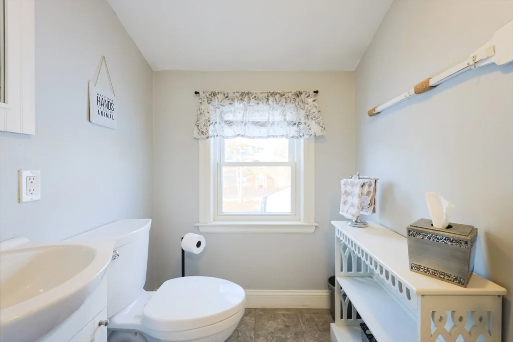 Photo of 16 Sunset Dr