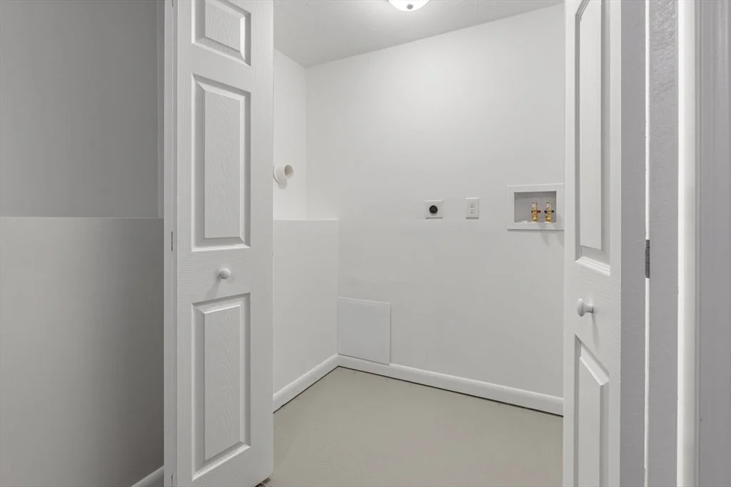 Photo of 8 Potter Rd