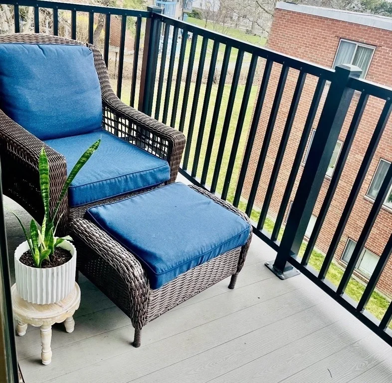 Photo of Unit 21 at 300 Governors Dr