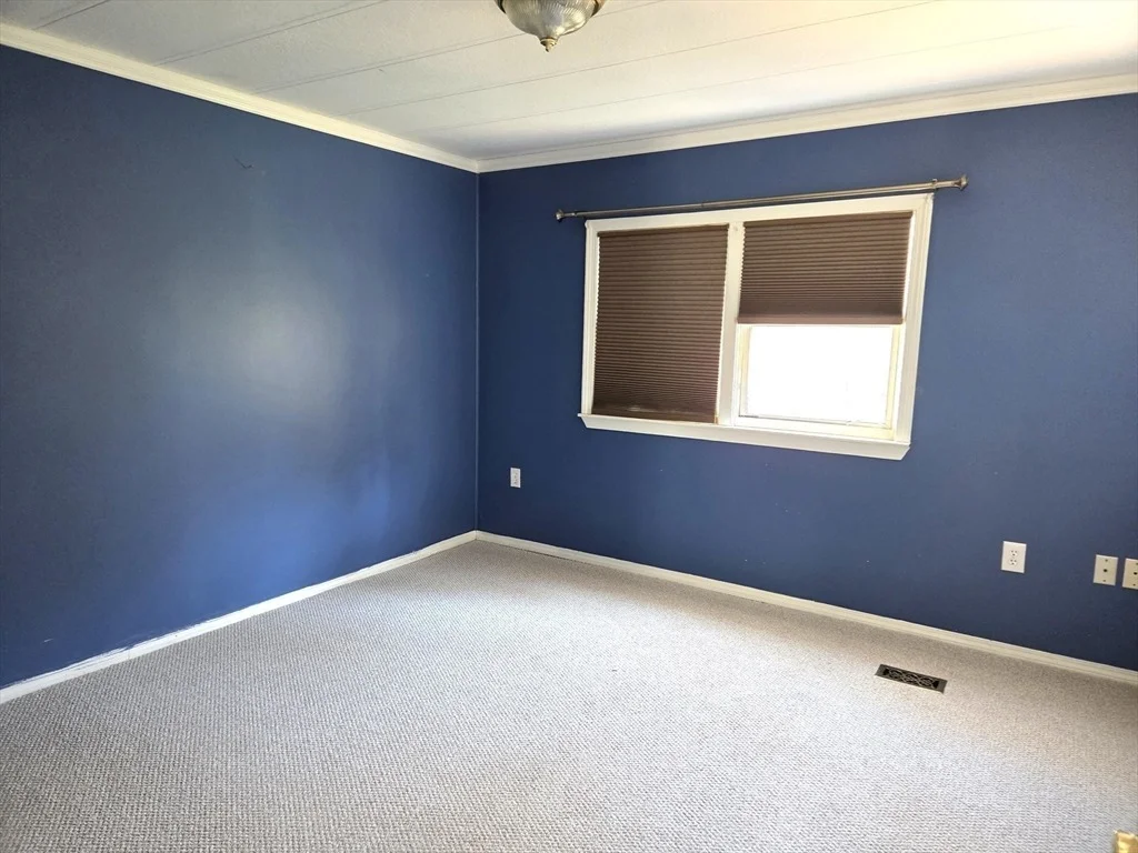 Photo of 84 Tavitian Blvd