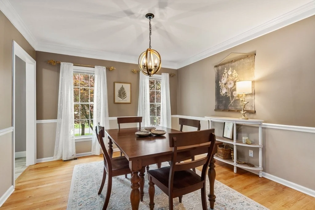Photo of 13 Spindle Tree Ln