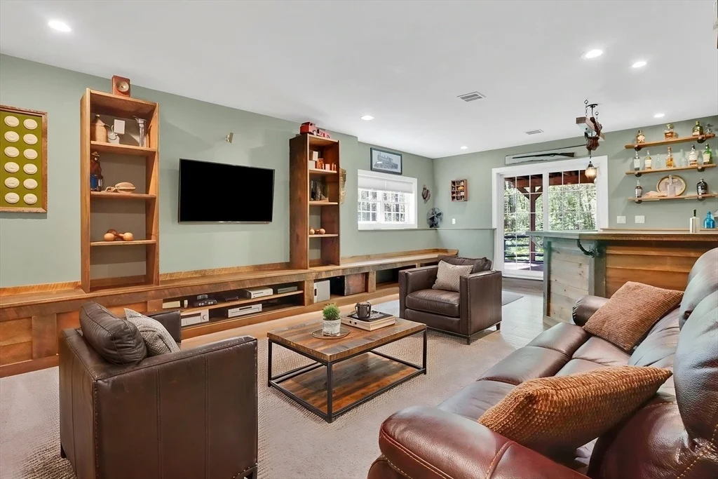 Photo of 109 Booth St