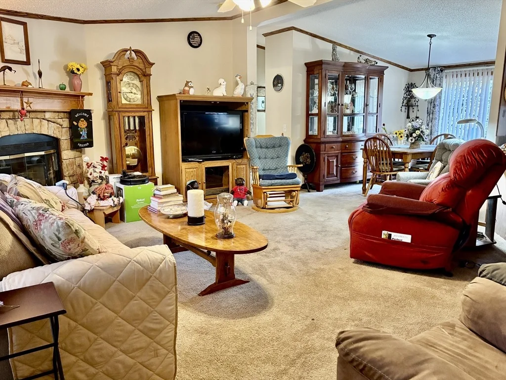 Photo of 21 Varney Ln