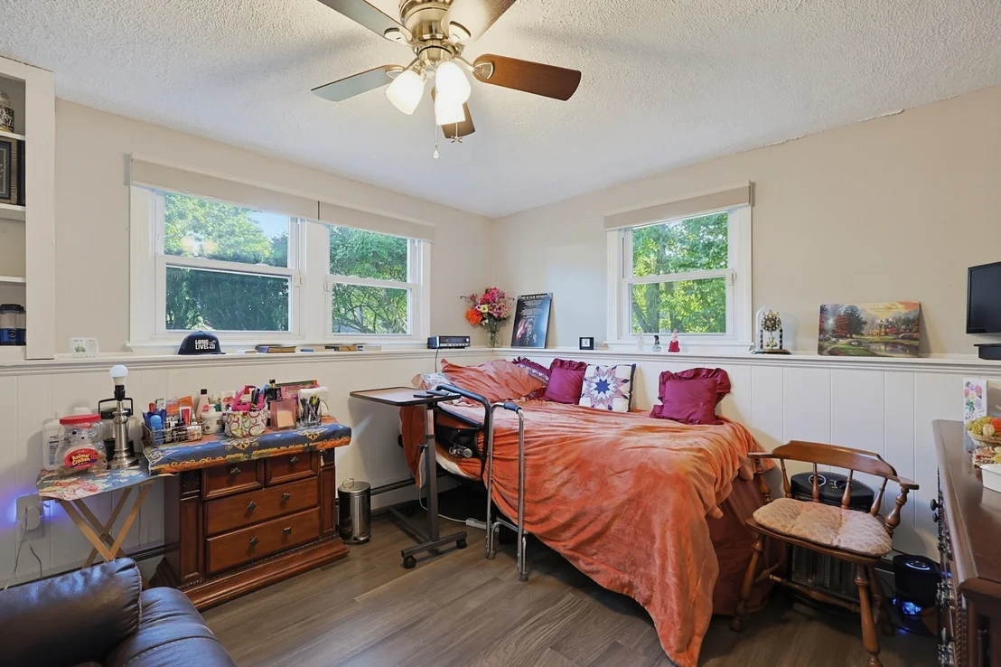 Photo of 39 Candy Ln